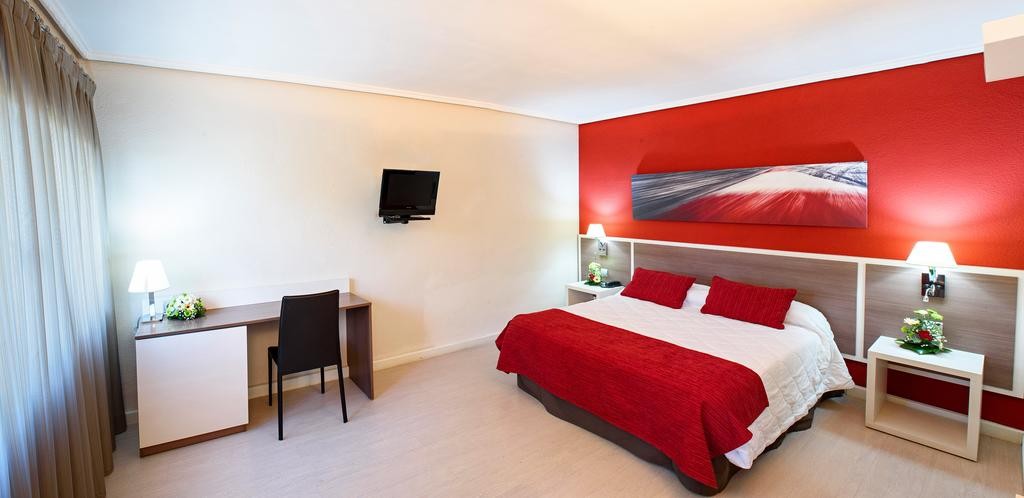 hab cama grande hotel